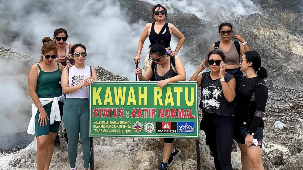 Trekking Kawah Ratu Sentul - foto 1