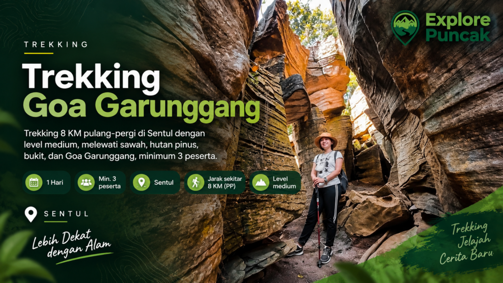 Pengunjung berjalan di antara formasi dan lorong batu Goa Garunggang Sentul