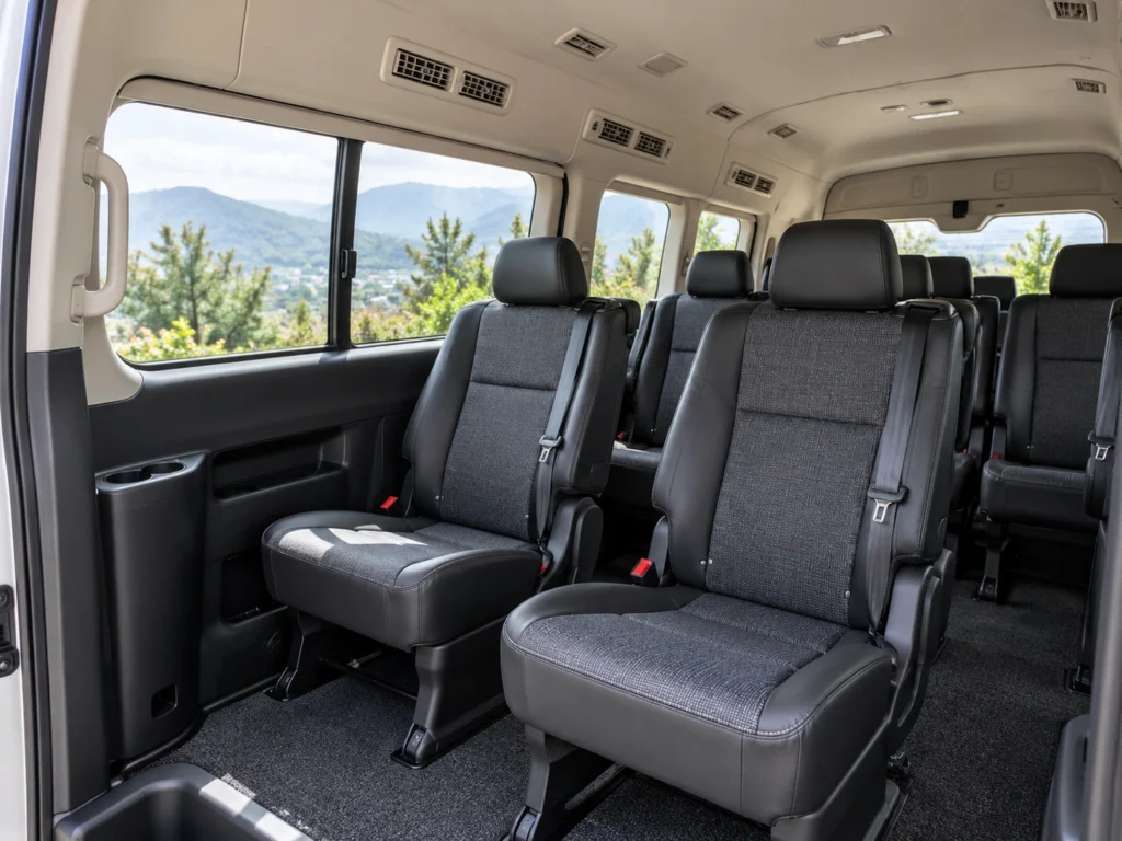Toyota Hiace Premio - foto 4
